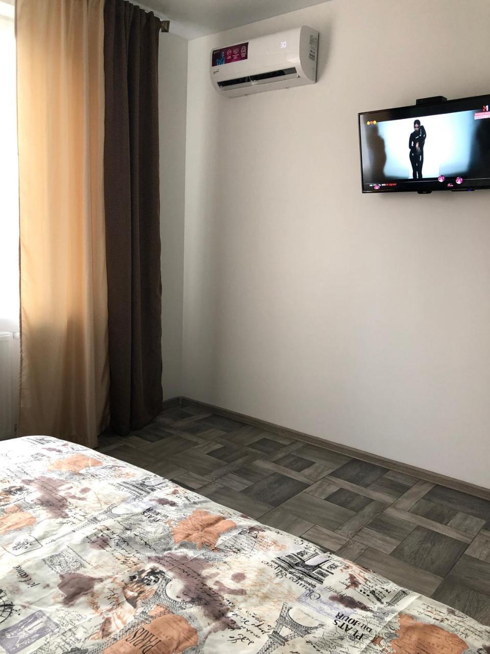 Lux Apart Torfyana Leópolis Exterior foto